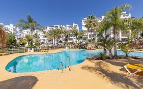 Luxuary Beachside 3Br Apartment !