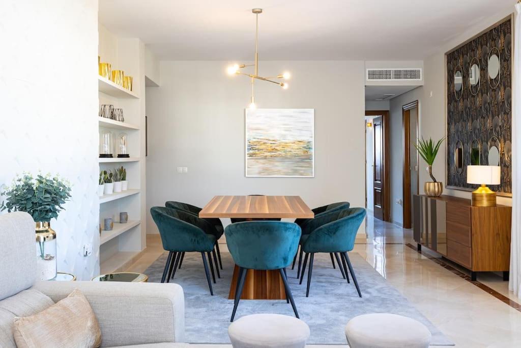 Luxuary Beachside 3Br Apartment ! Estepona Buitenkant foto