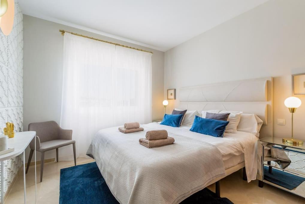 Luxuary Beachside 3Br Apartment ! Estepona Buitenkant foto